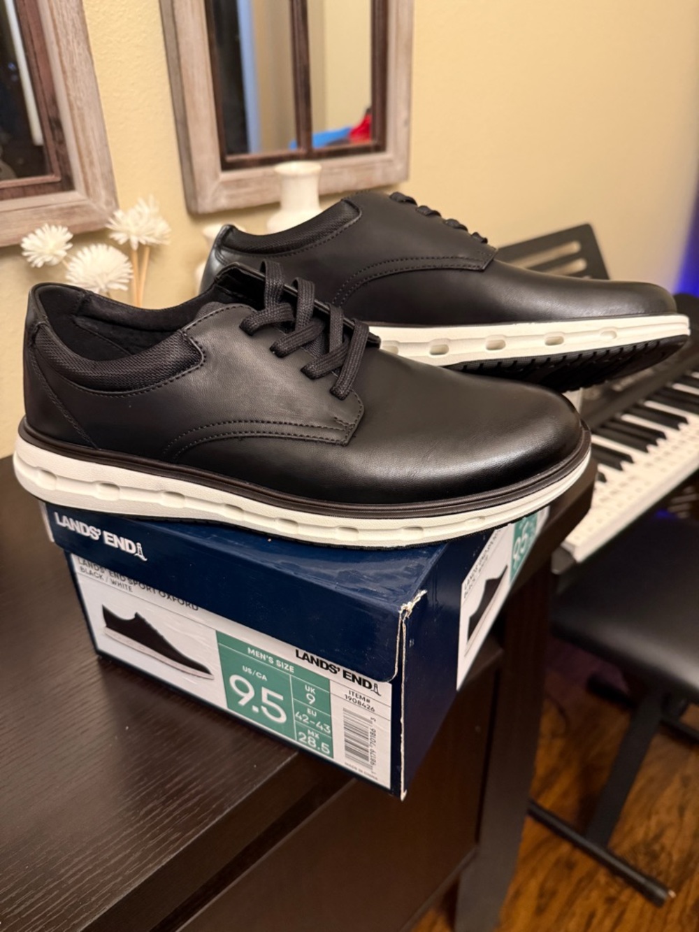 Lands' End Oxford Black Shoes with White Sole Mens Size 9.5